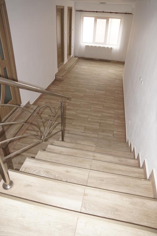 Vila Alex Hotel Călimăneşti Eksteriør billede