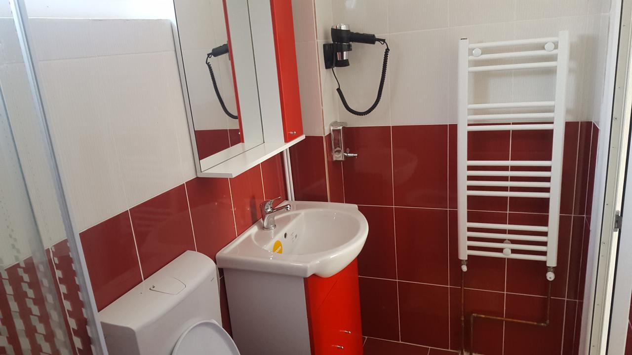Vila Alex Hotel Călimăneşti Eksteriør billede